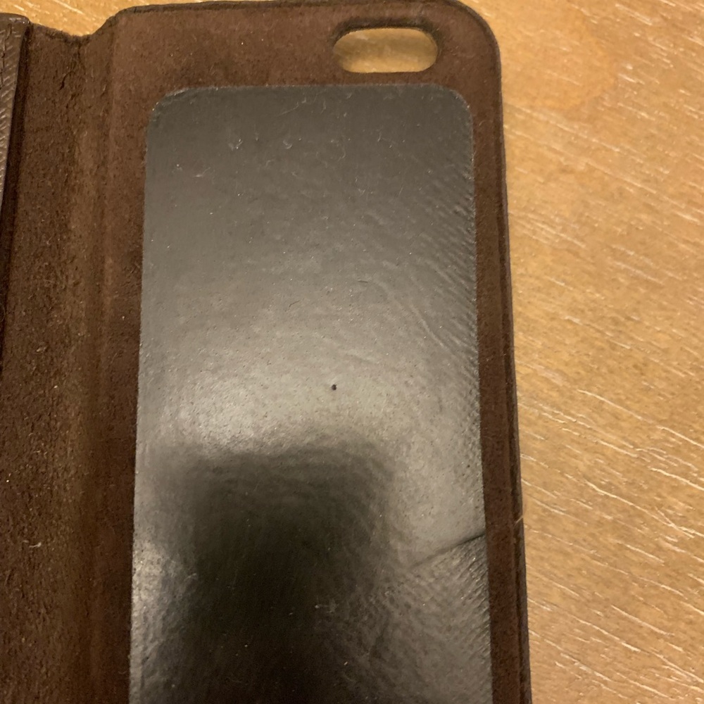 Authentic LV monogram, folio, iPhone 6 case - Picture 8 of 11
